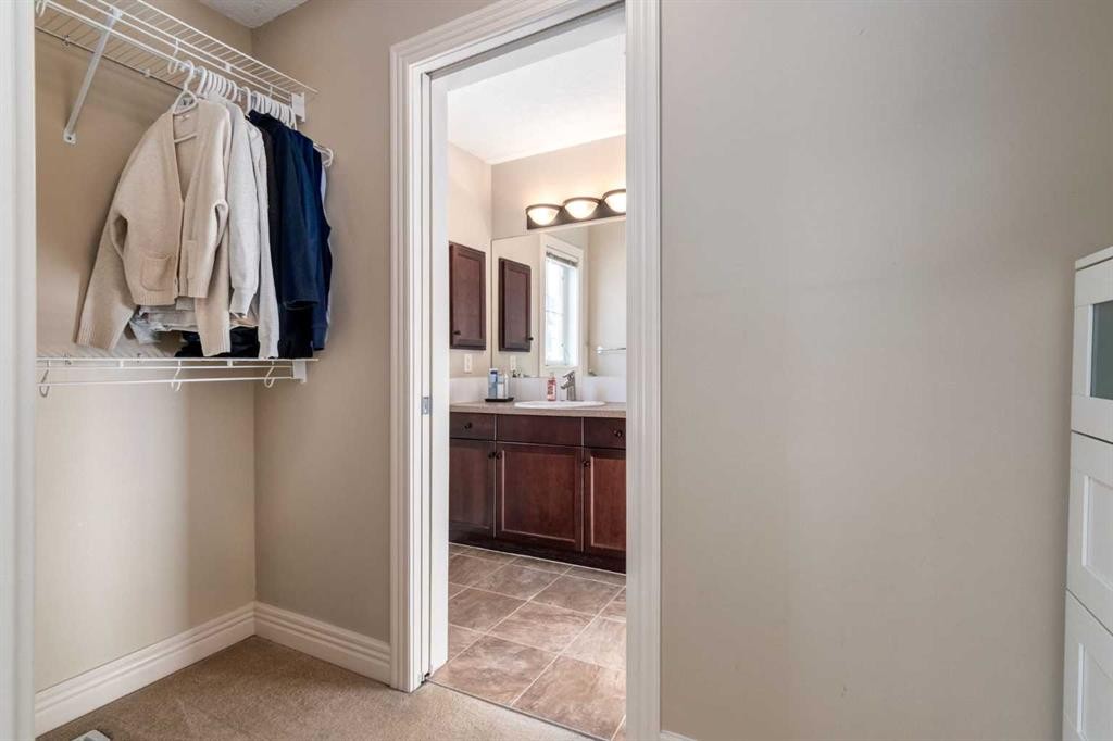 37 Royal Oak Plaza Nw, Calgary, AB - Indoor With Storage