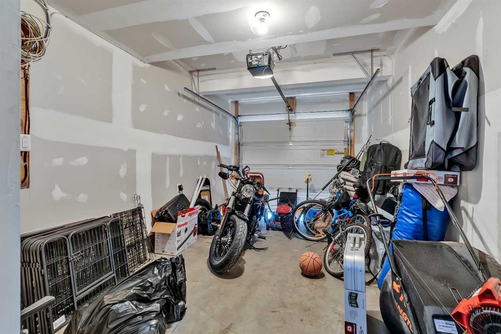 569 Savanna Boulevard Ne, Calgary, AB