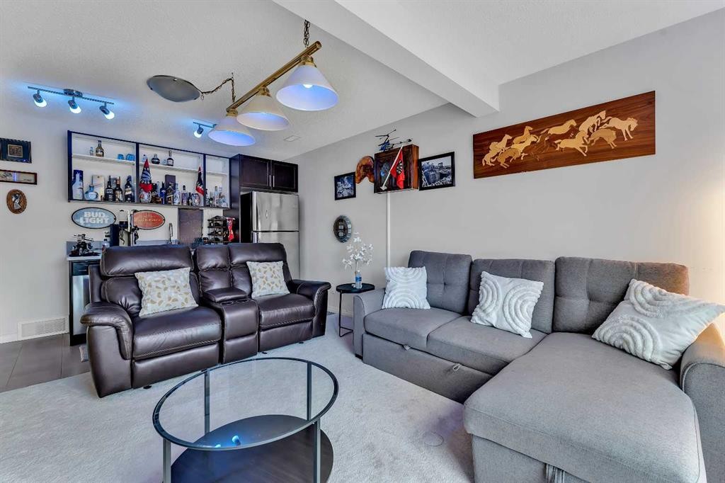 569 Savanna Boulevard Ne, Calgary, AB