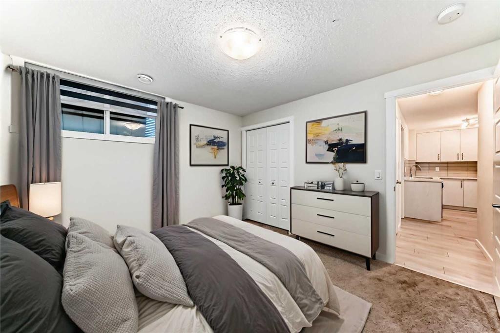 152 Cranbrook Square Se, Calgary, AB
