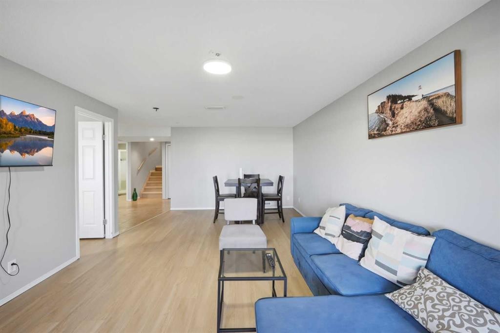 101 Coville Crescent Ne, Calgary, AB - Indoor