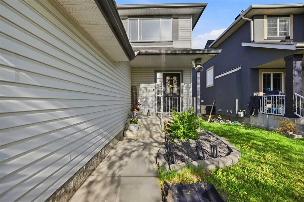 101 Coville Crescent Ne, Calgary, AB - Outdoor