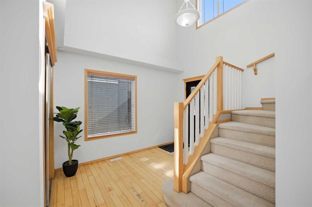 101 Coville Crescent Ne, Calgary, AB - Indoor Photo Showing Other Room