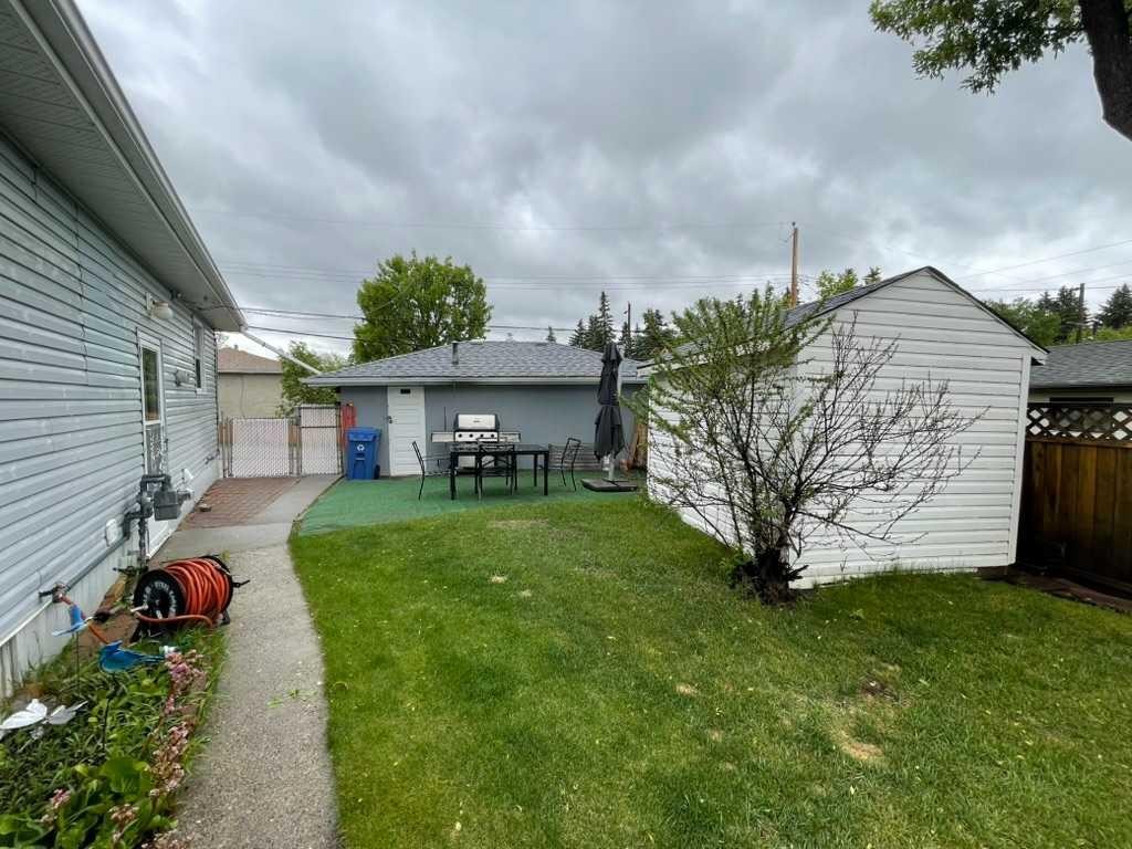 4803 Montana Crescent Nw, Calgary, AB