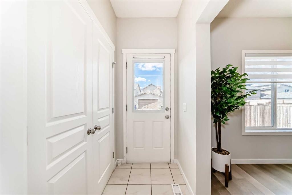 151 Copperpond Rise Se, Calgary, AB - Indoor Photo Showing Other Room