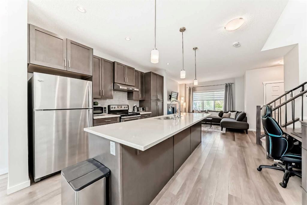 151 Copperpond Rise Se, Calgary, AB - Indoor Photo Showing Kitchen With Upgraded Kitchen