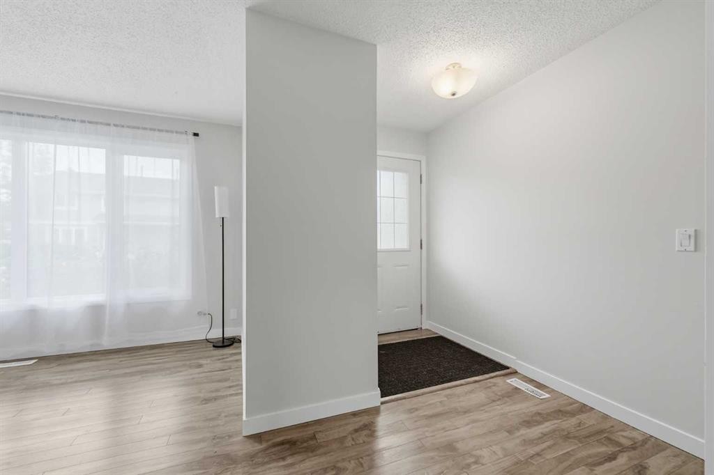 36 Falconer Terrace Ne, Calgary, AB - Indoor Photo Showing Other Room