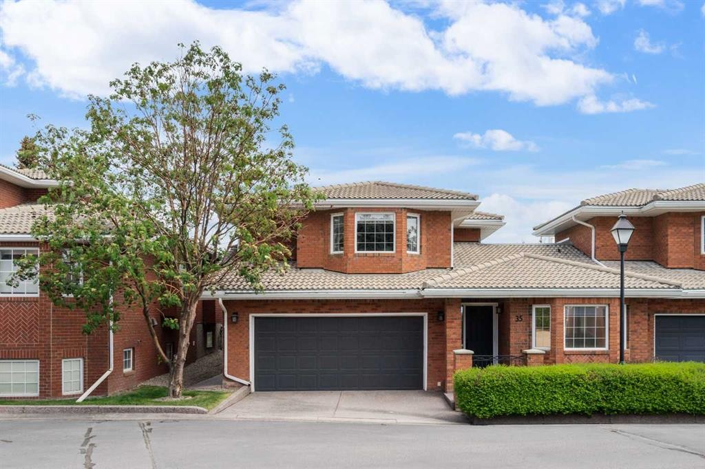 35 Prominence Path Sw, Calgary, AB - Outdoor