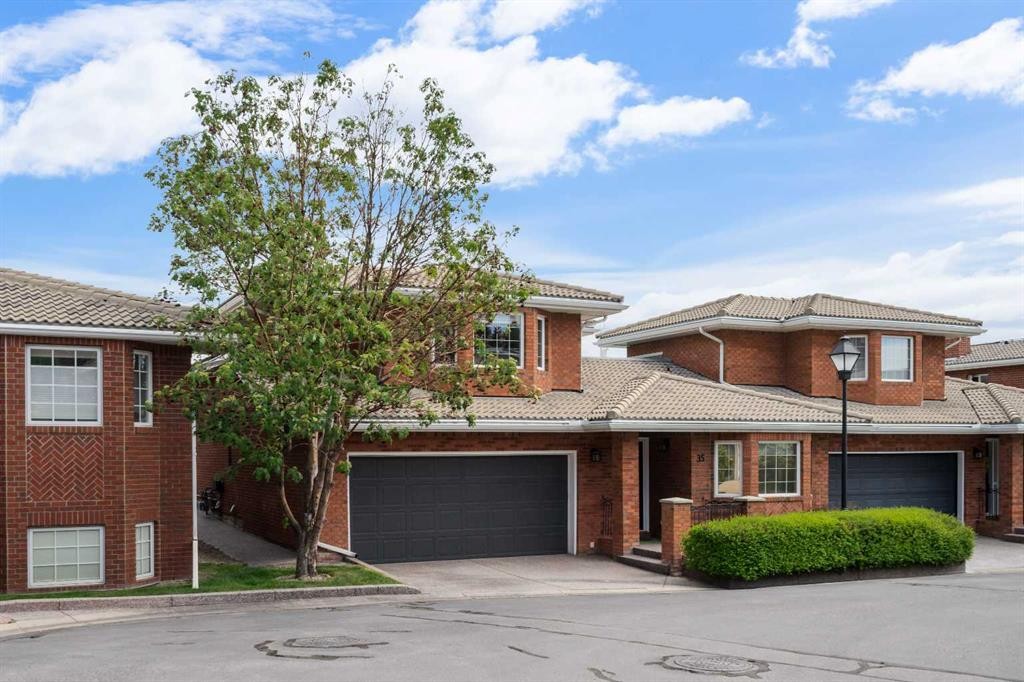 35 Prominence Path Sw, Calgary, AB - Outdoor