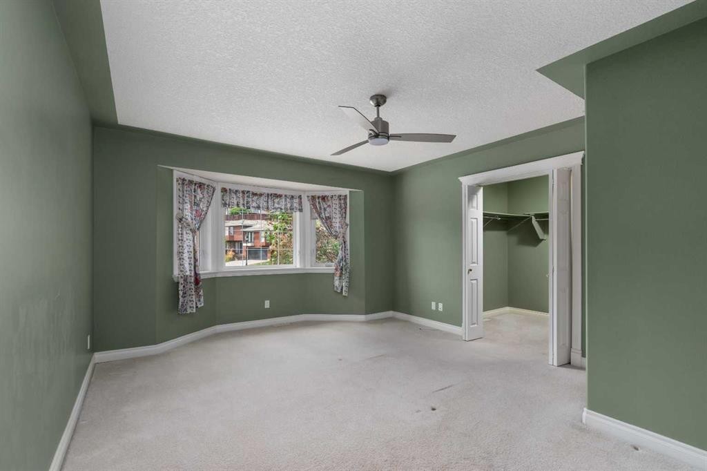 35 Prominence Path Sw, Calgary, AB - Indoor Photo Showing Other Room