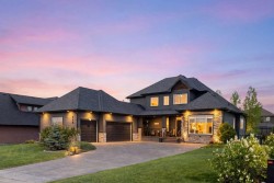 444 Montclair Place Cochrane Lake, AB T4C 0A8