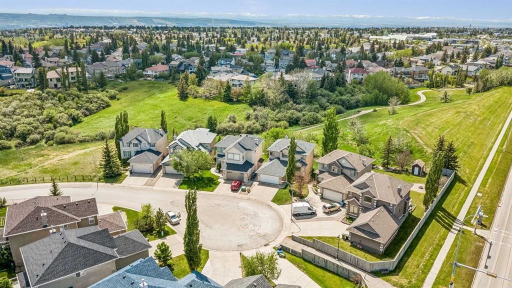 127 Edgeridge Close Nw, Calgary, AB - Outdoor With View