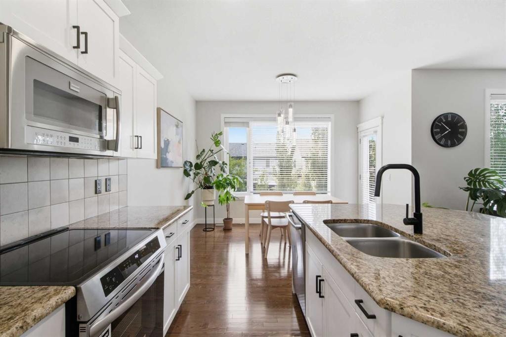 158 Silverado Bank Circle Sw, Calgary, AB