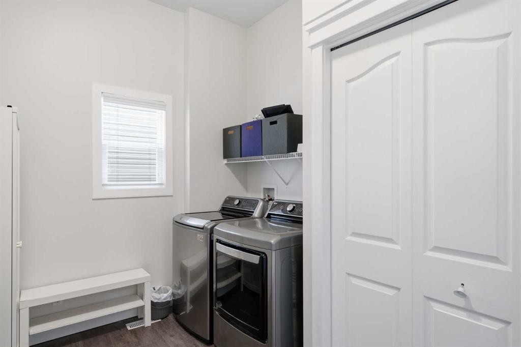 158 Silverado Bank Circle Sw, Calgary, AB