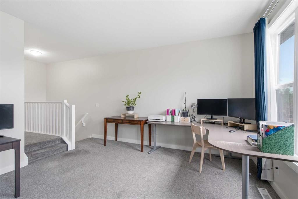 158 Silverado Bank Circle Sw, Calgary, AB