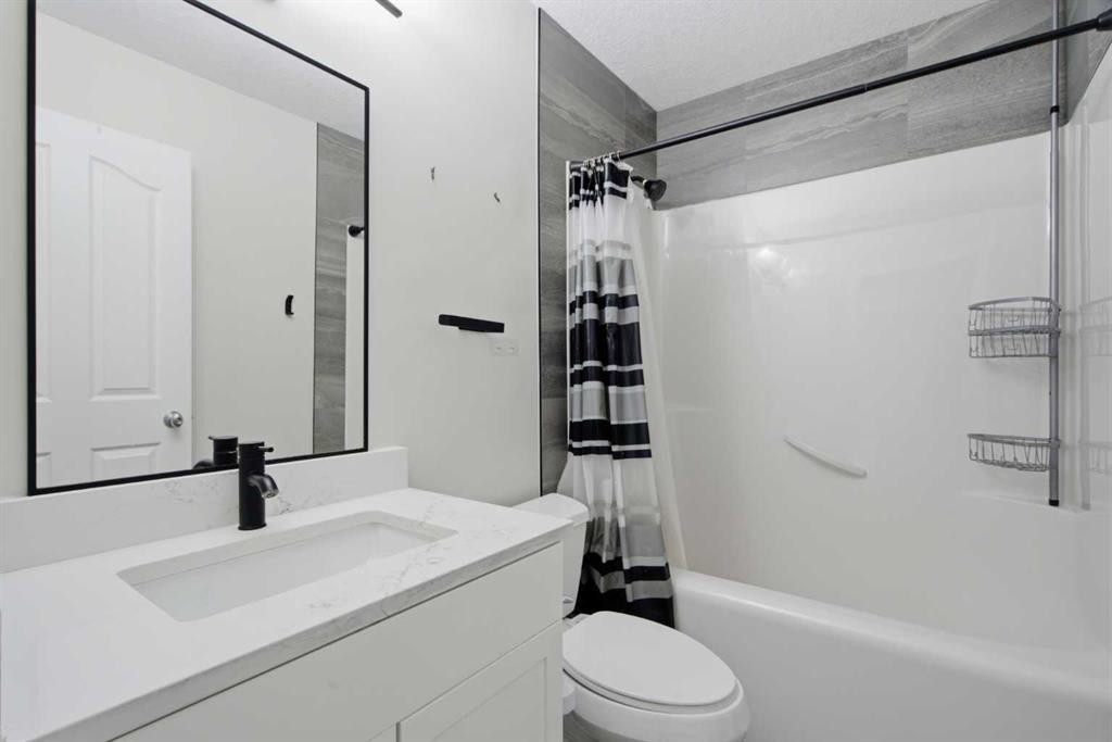 158 Silverado Bank Circle Sw, Calgary, AB