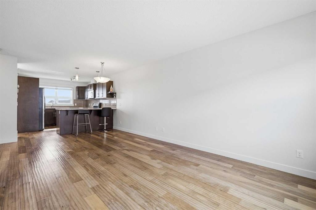 220 Covecreek Circle Ne, Calgary, AB