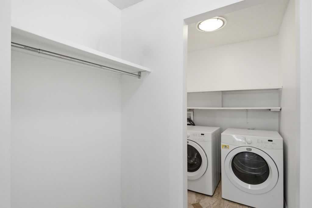 690 Coventry Drive Ne, Calgary, AB - Indoor Photo Showing Laundry Room
