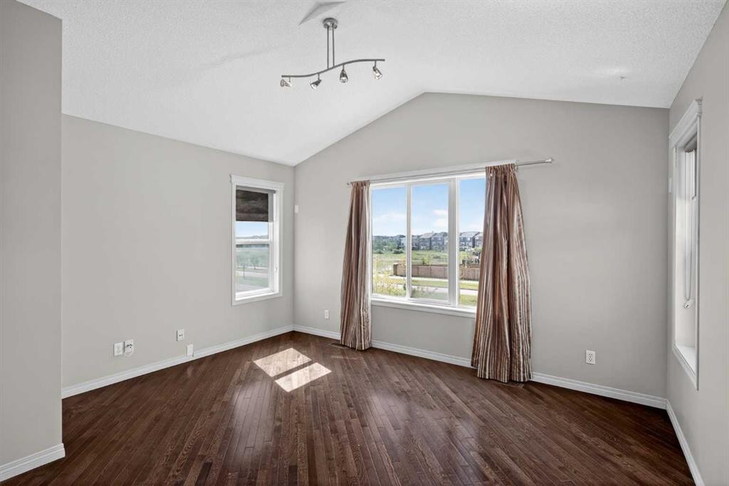 243 Silverado Plains Close Sw, Calgary, AB