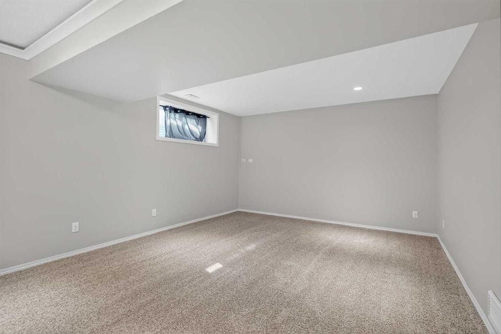 243 Silverado Plains Close Sw, Calgary, AB