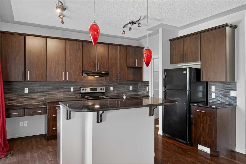 243 Silverado Plains Close Sw, Calgary, AB