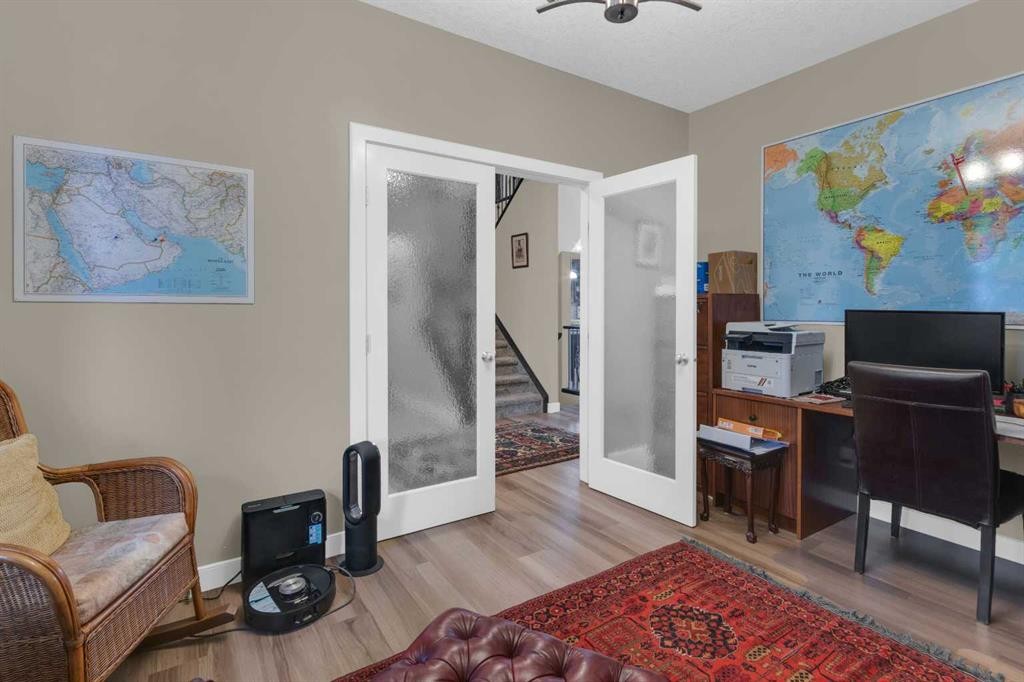 172 Ridge View Close, Cochrane, AB - Indoor Photo Showing Office
