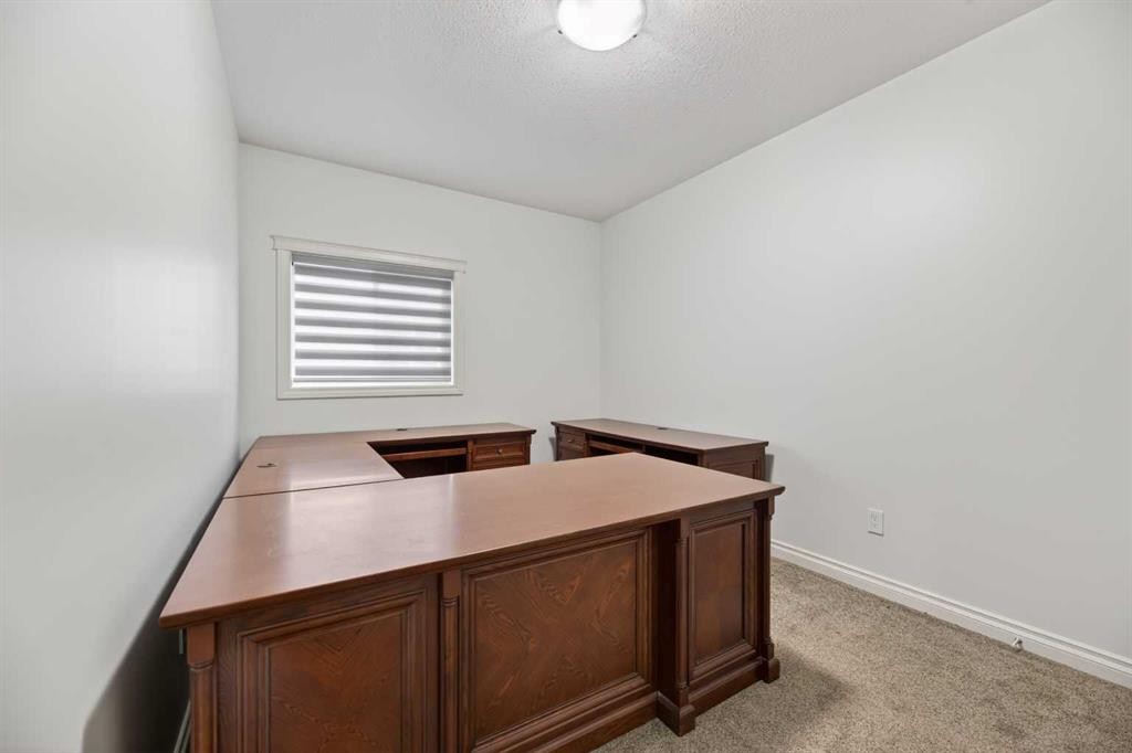 17 Viceroy Crescent, Olds, AB