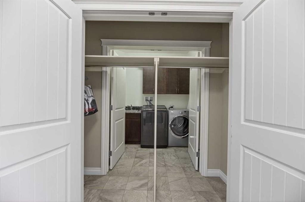 17 Viceroy Crescent, Olds, AB