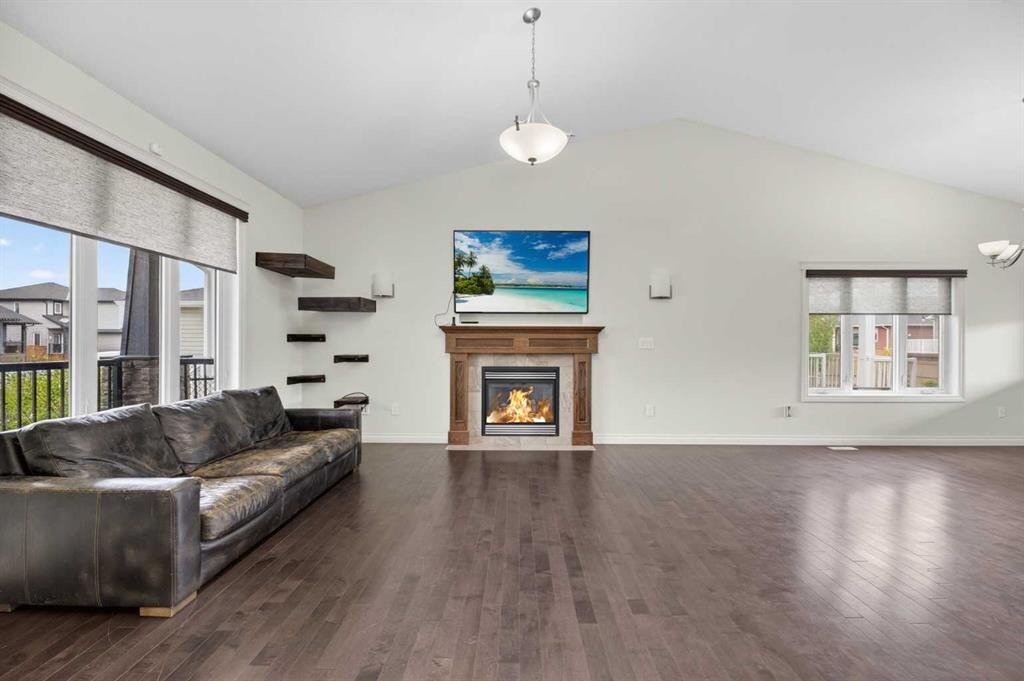 17 Viceroy Crescent, Olds, AB