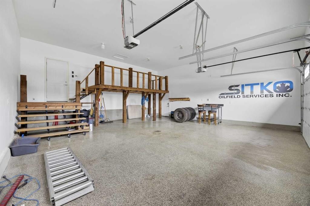 17 Viceroy Crescent, Olds, AB