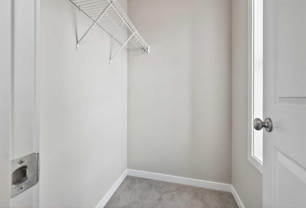 1607 2 Street Nw, Calgary, AB - Indoor