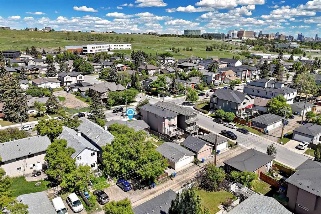 4407 Bowness Road Nw, Calgary, AB