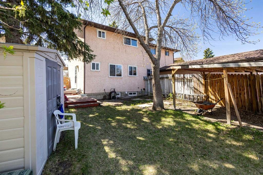 252 Templeview Way Ne, Calgary, AB - Outdoor