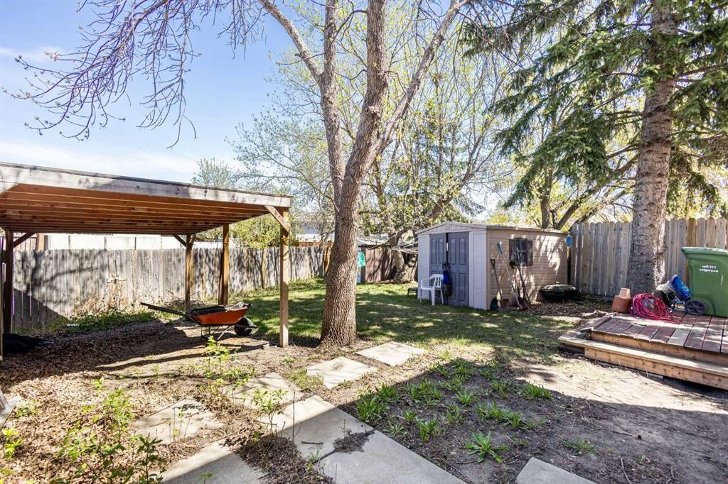 252 Templeview Way Ne, Calgary, AB - Outdoor