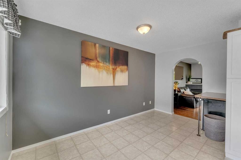 27-4 Stonegate Drive Nw, Airdrie, AB