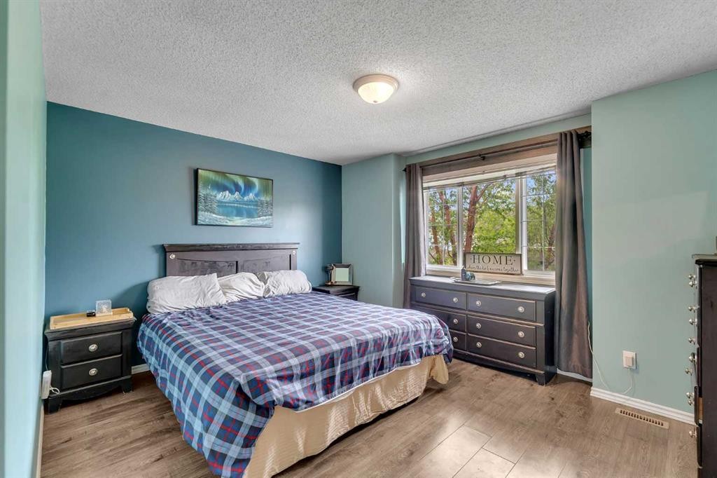 27-4 Stonegate Drive Nw, Airdrie, AB