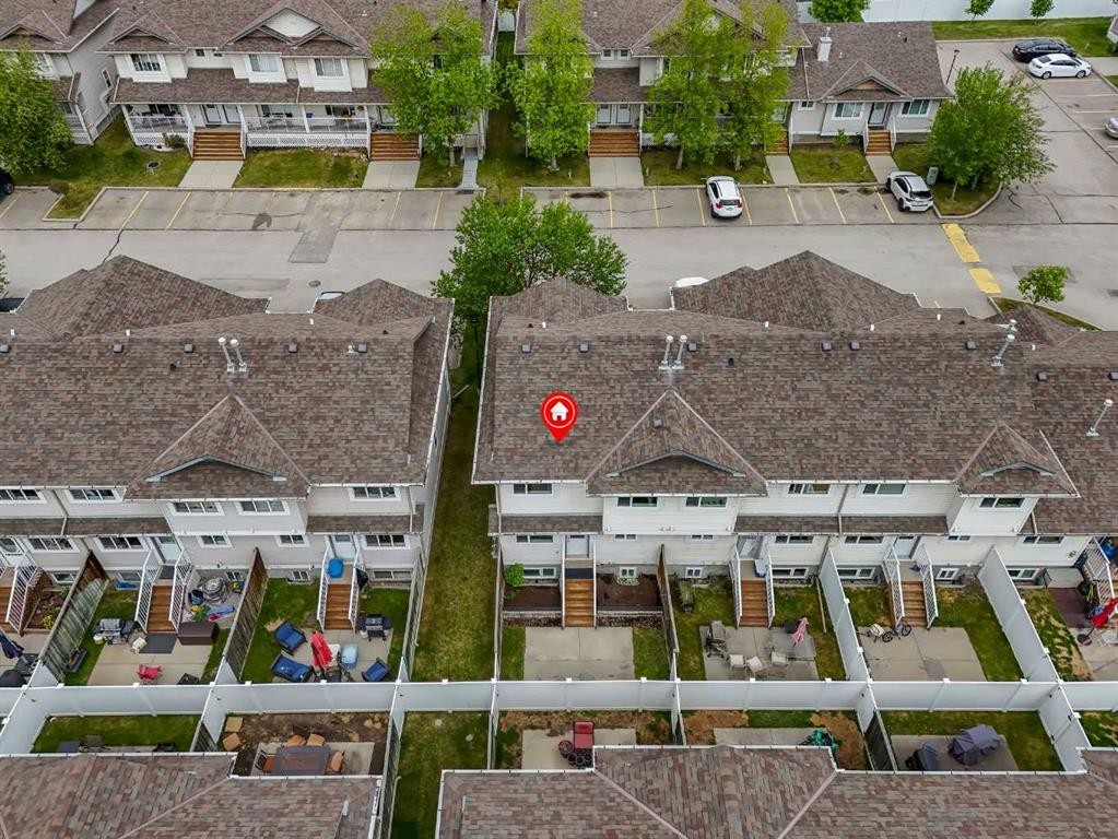 27-4 Stonegate Drive Nw, Airdrie, AB