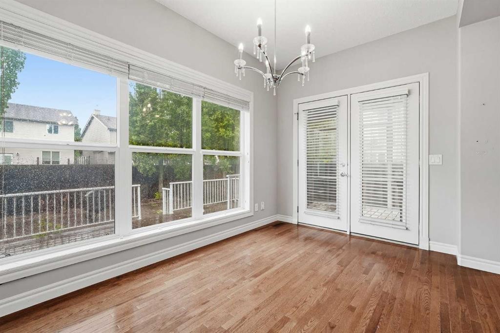 378 Chaparral Ridge Circle Se, Calgary, AB - Indoor Photo Showing Other Room