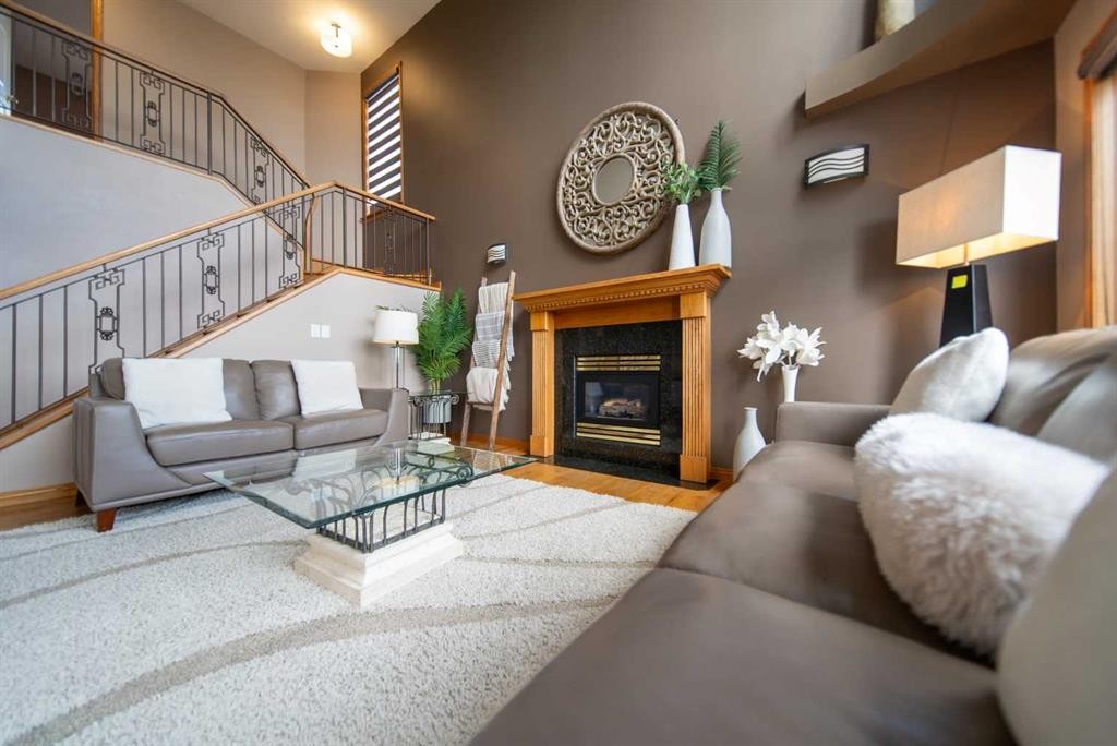 360 Hidden Ranch Circle Nw, Calgary, AB