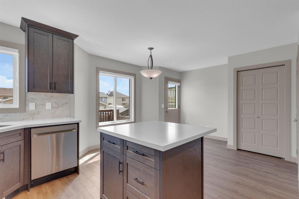19 Bridleglen Road Sw, Calgary, AB