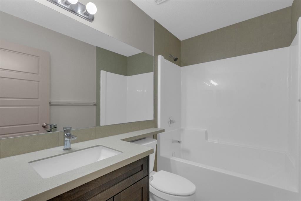19 Bridleglen Road Sw, Calgary, AB