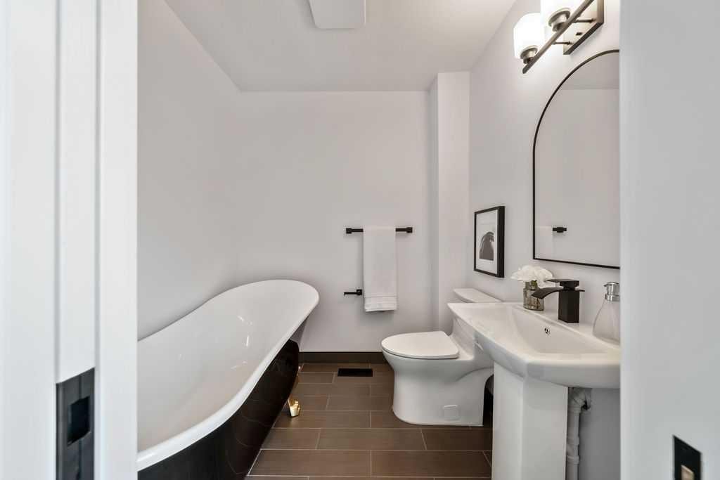 45 25 Avenue Sw, Calgary, AB