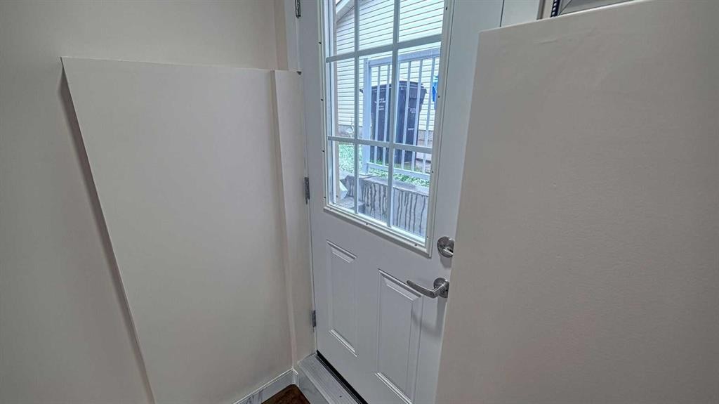54 Saddlecreek Crescent Ne, Calgary, AB - Indoor Photo Showing Other Room