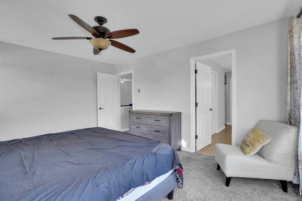 74 Cranleigh Green Se, Calgary, AB - Indoor Photo Showing Bedroom