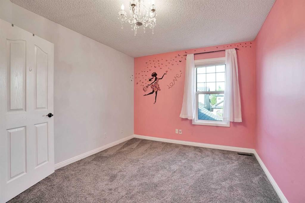 74 Cranleigh Green Se, Calgary, AB - Indoor Photo Showing Other Room