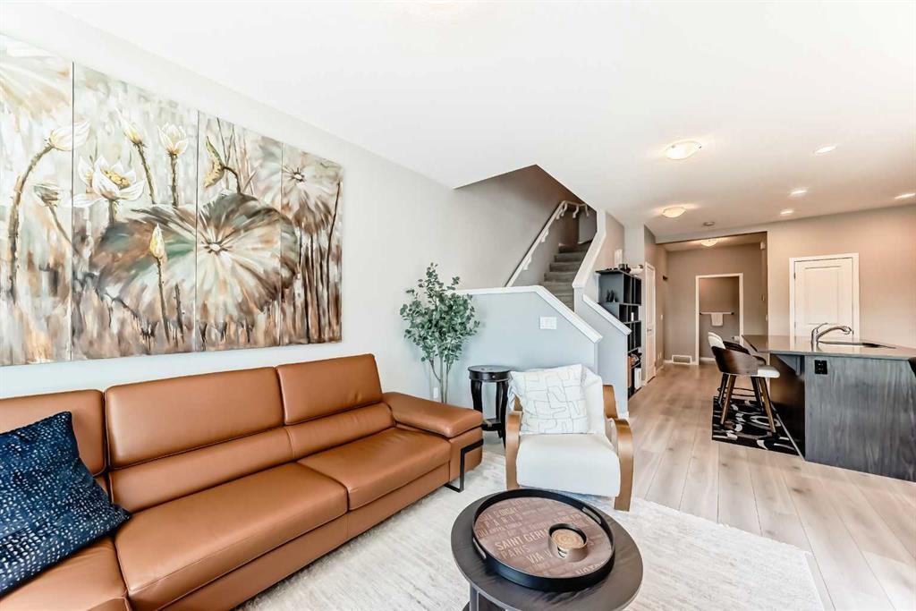 984 Seton Circle Se, Calgary, AB - Indoor Photo Showing Living Room