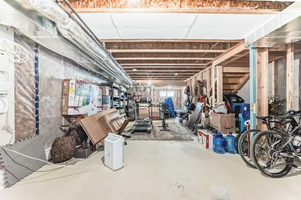 984 Seton Circle Se, Calgary, AB - Indoor