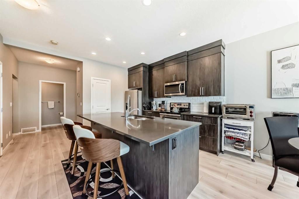 984 Seton Circle Se, Calgary, AB - Indoor Photo Showing Kitchen