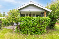 5501 51 Street Olds, AB T4H 1H9