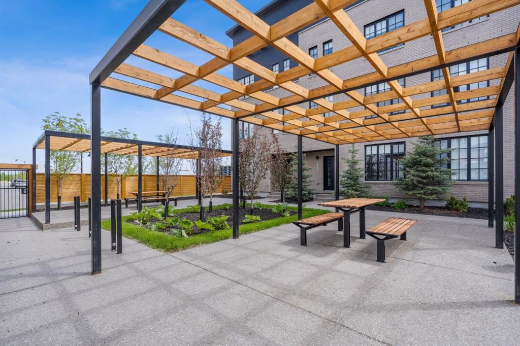 203-8155 8 Avenue Sw, Calgary, AB